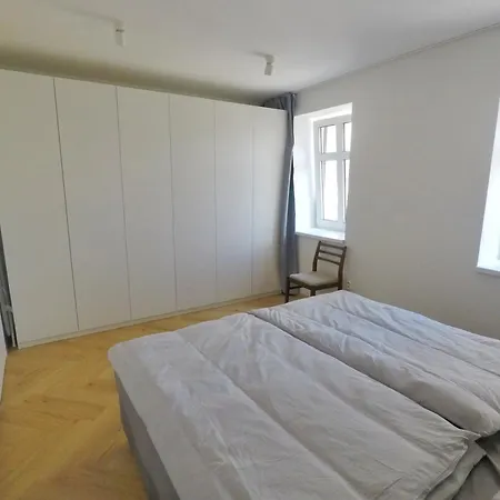 Lägenhet Beautiful New In Old Town Near Train Station - Free Parking Bratislava