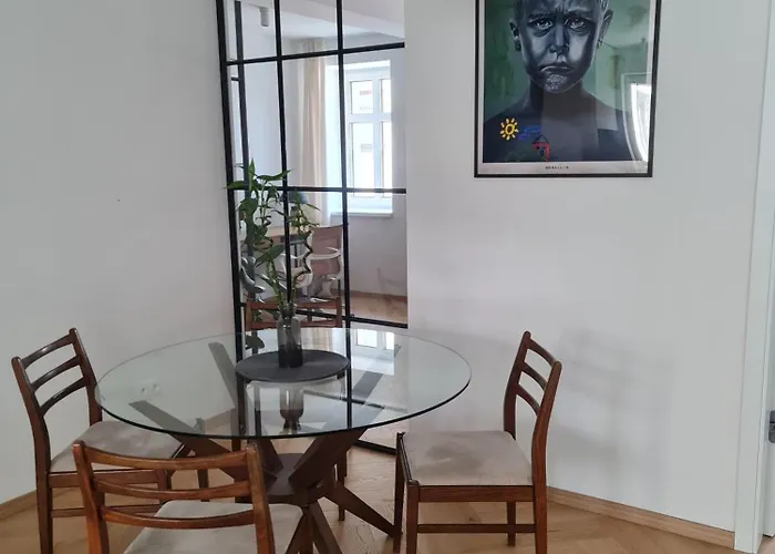 Apartmán Beautiful New In Old Town Near Train Station - Free Parking *